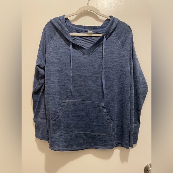 St. John's Bay Tops - Woman’s petite large hooded shirt